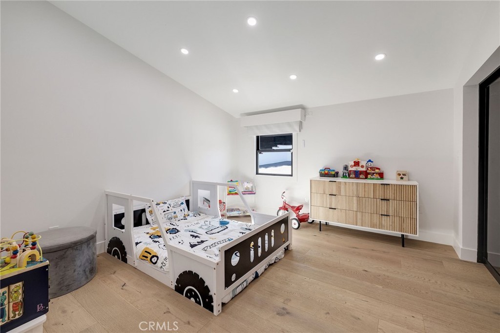 28056 Palos Verdes Dr E