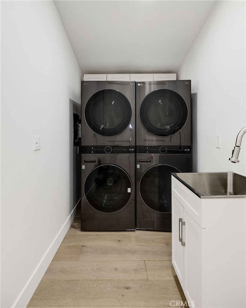 28056 Palos Verdes Dr E