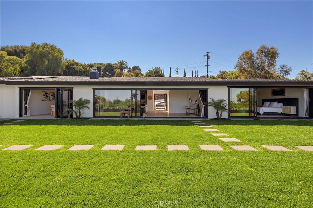 28056 Palos Verdes Dr E