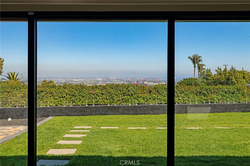 28056 Palos Verdes Dr E