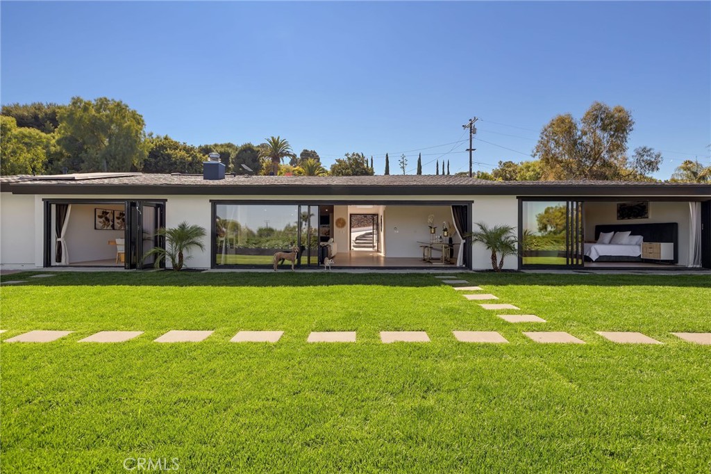 28056 Palos Verdes Dr E