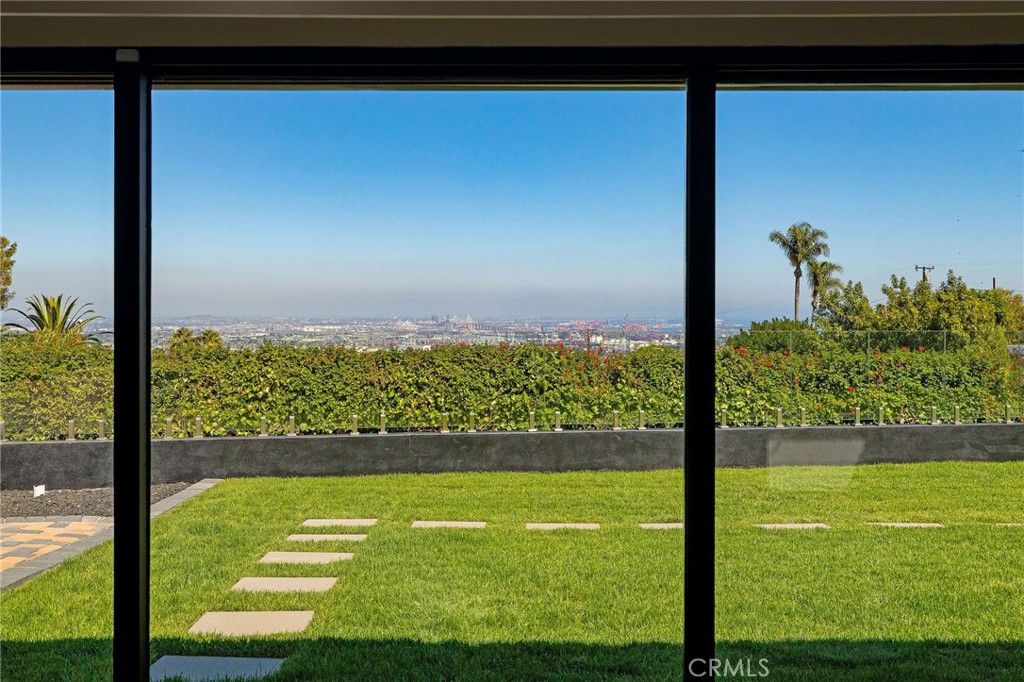 28056 Palos Verdes Dr E