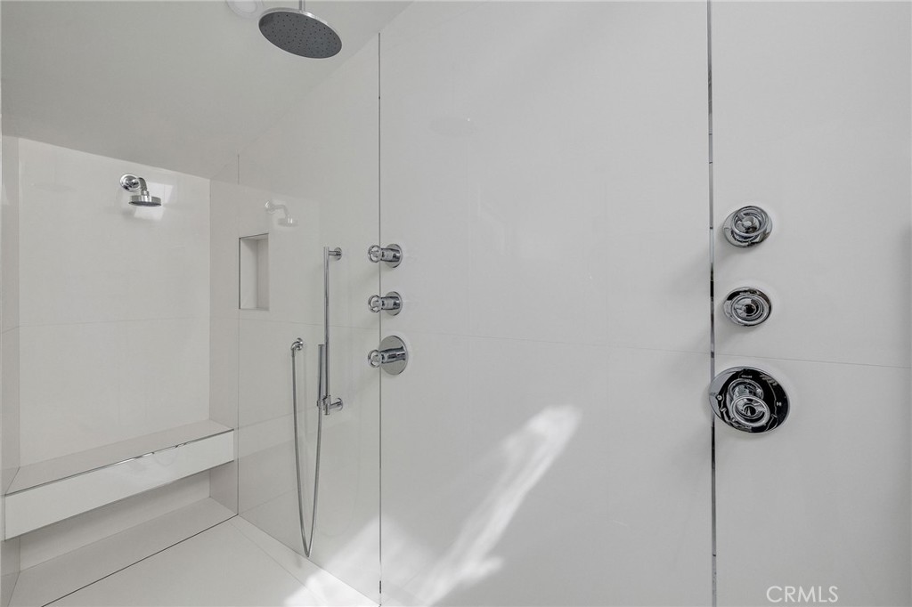 28056 Palos Verdes Dr E