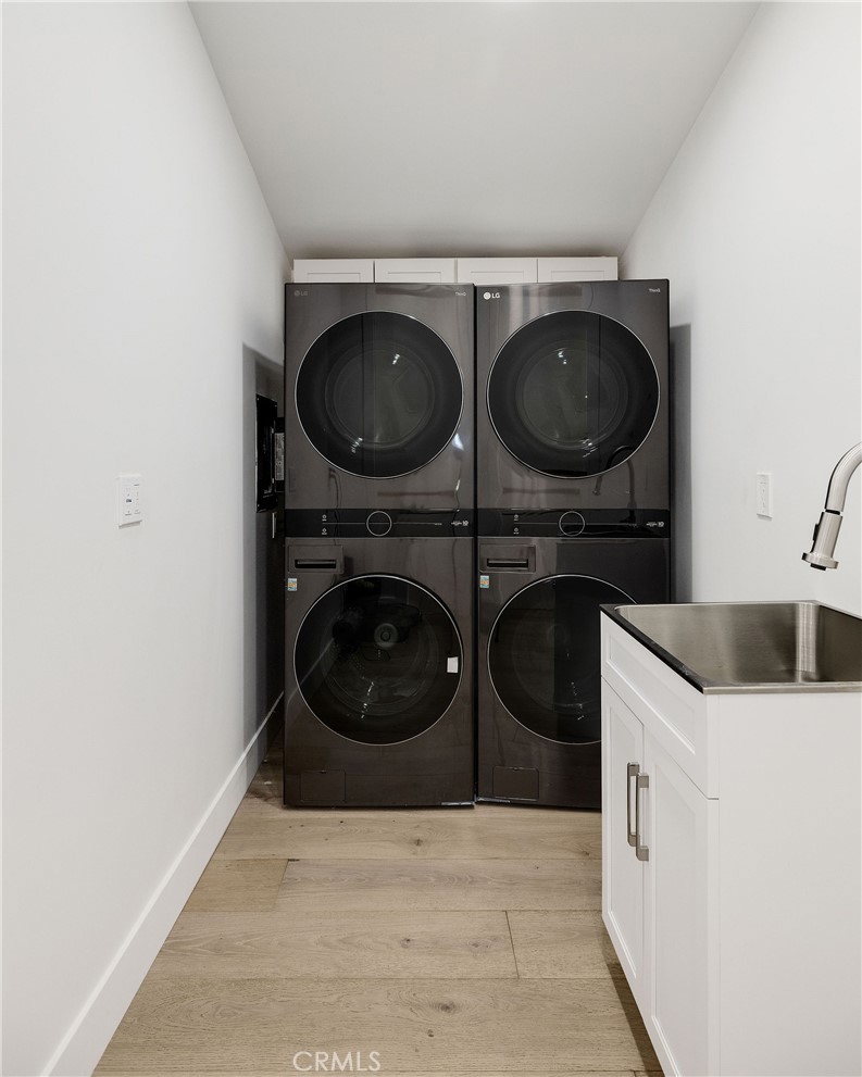 28056 Palos Verdes Dr E