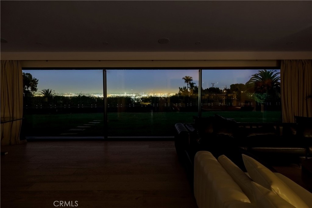 28056 Palos Verdes Dr E