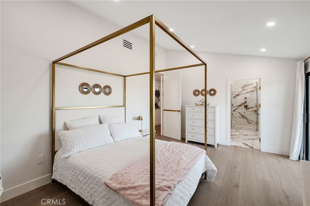 28056 Palos Verdes Dr E