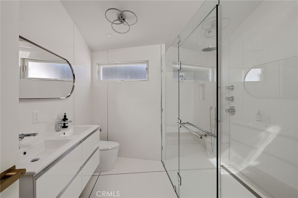 28056 Palos Verdes Dr E