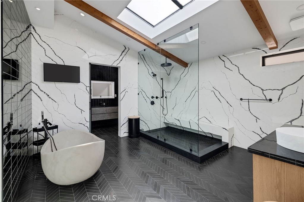 28056 Palos Verdes Dr E