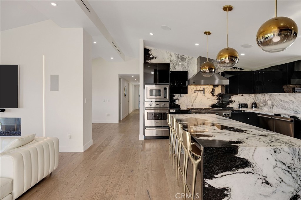 28056 Palos Verdes Dr E