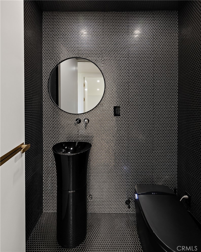 28056 Palos Verdes Dr E