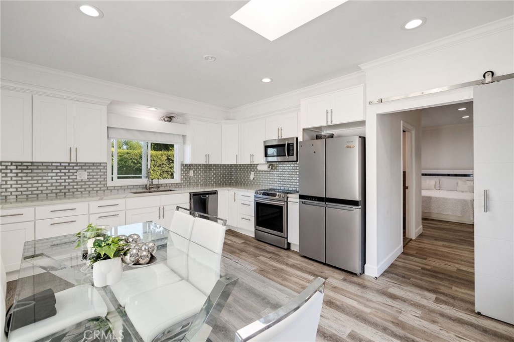 28056 Palos Verdes Dr E