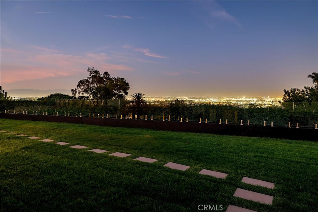 28056 Palos Verdes Dr E