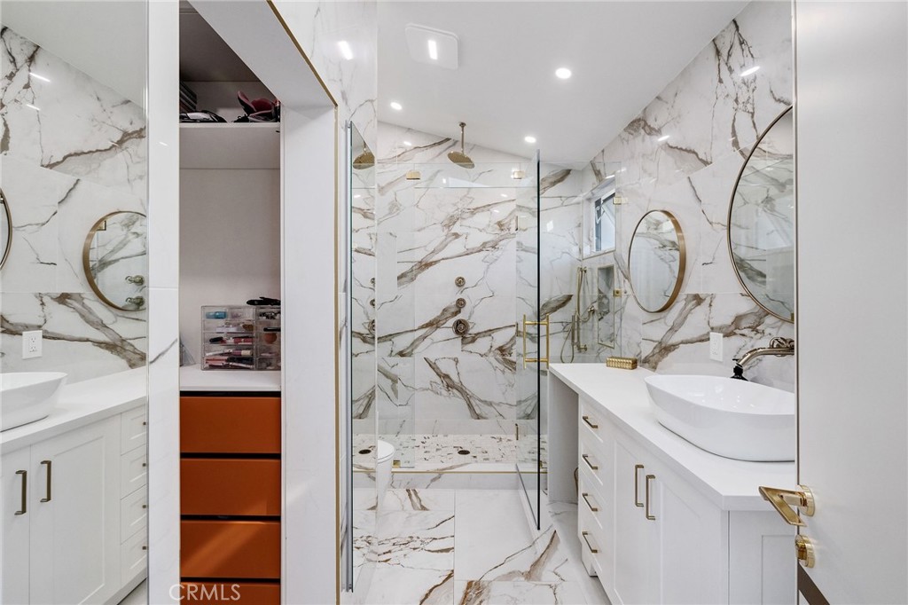 28056 Palos Verdes Dr E