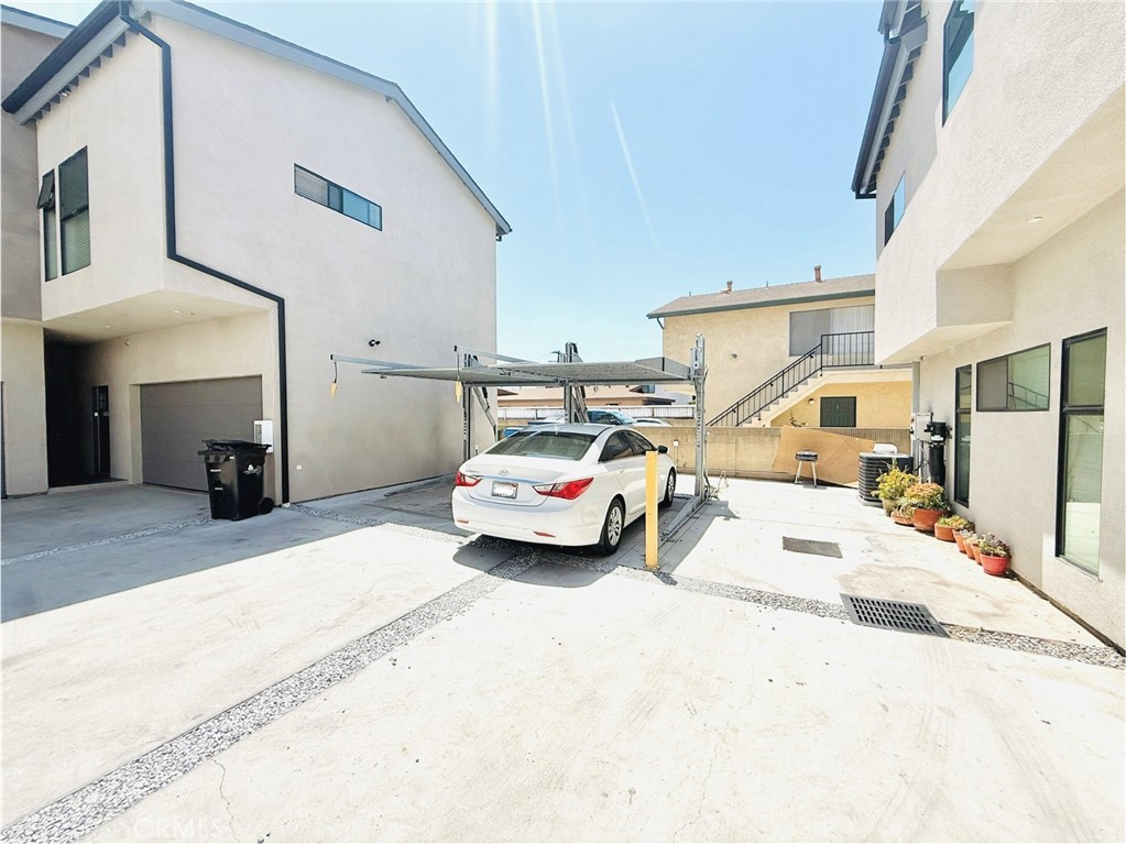 25200 Frampton Avenue