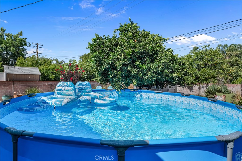 9811 Kempster Avenue