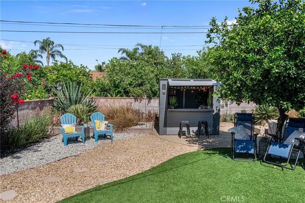 9811 Kempster Avenue