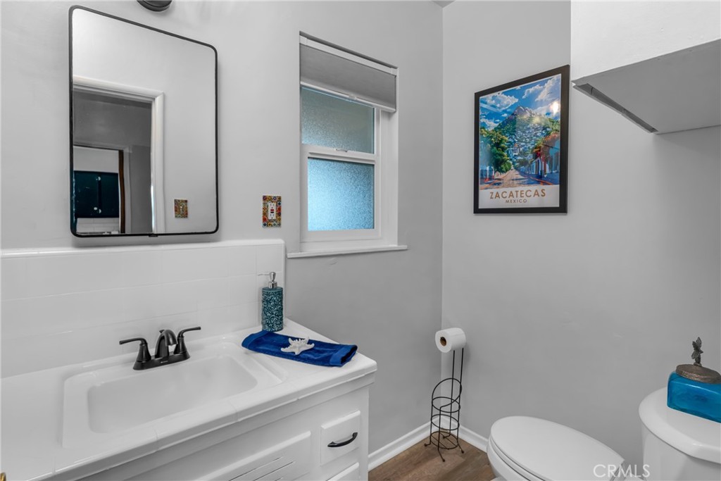 9811 Kempster Avenue