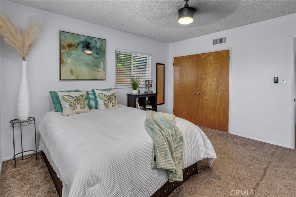 9811 Kempster Avenue