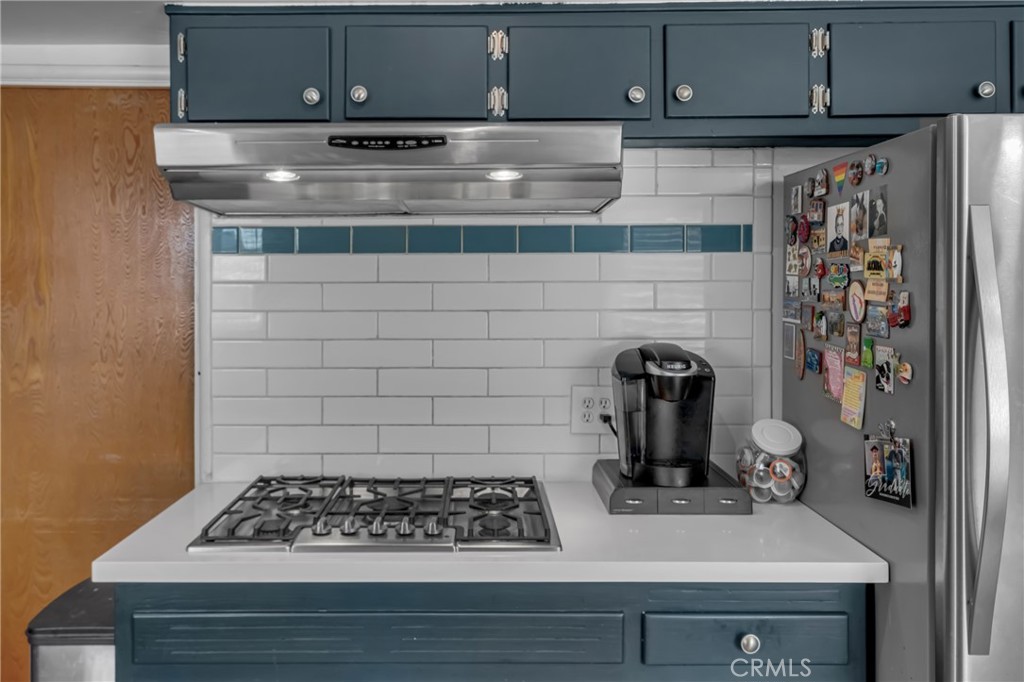 9811 Kempster Avenue