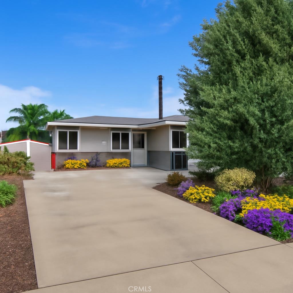 9811 Kempster Avenue