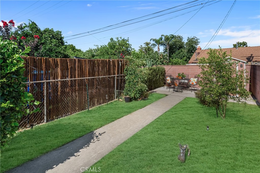 9811 Kempster Avenue