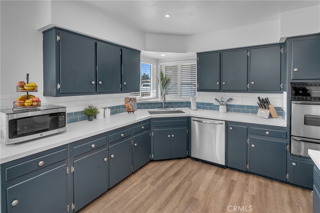 9811 Kempster Avenue