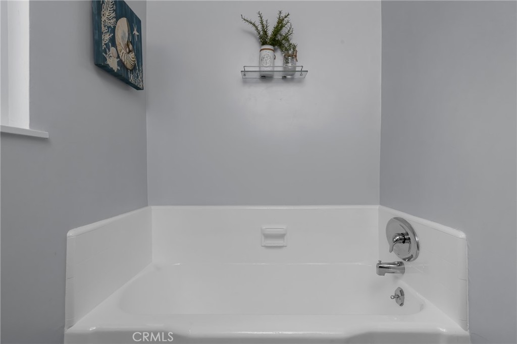 9811 Kempster Avenue