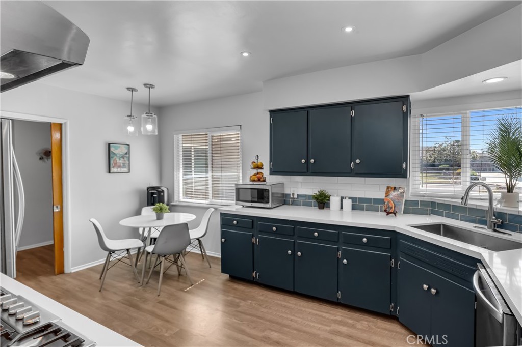 9811 Kempster Avenue