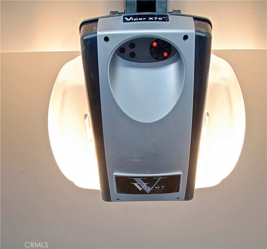 2720 27201/2 Carnegie Lane