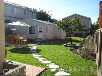 2720 27201/2 Carnegie Lane