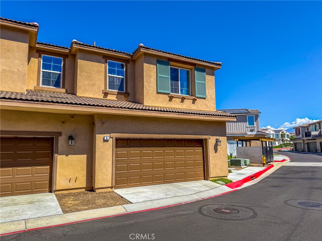 16006 Lasselle Street 6