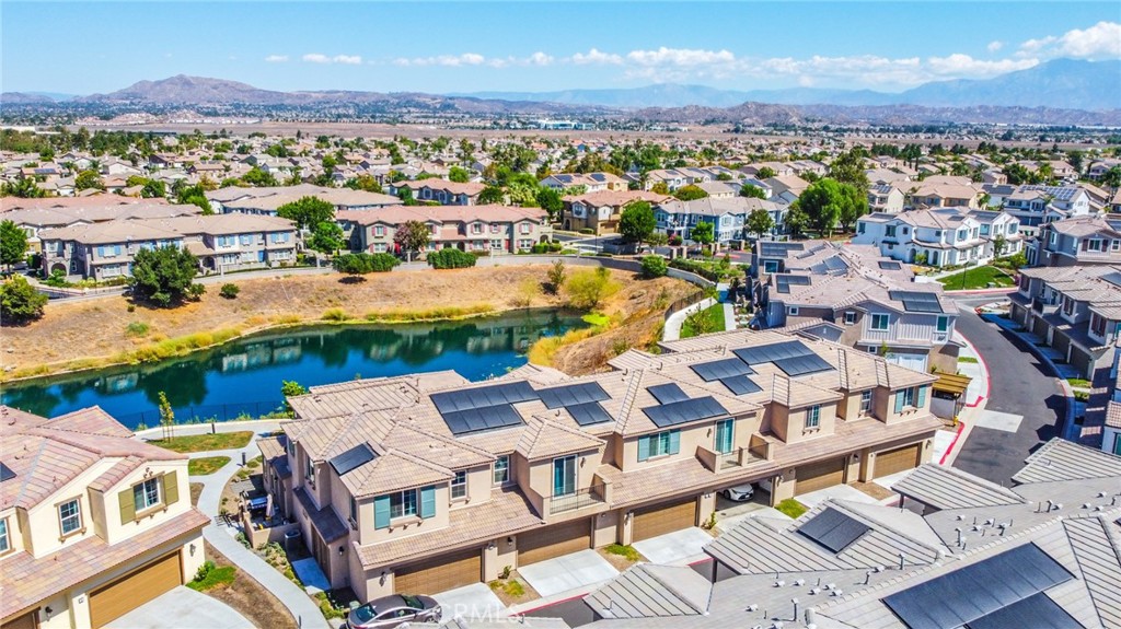 16006 Lasselle Street 6