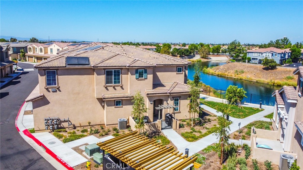 16006 Lasselle Street 6