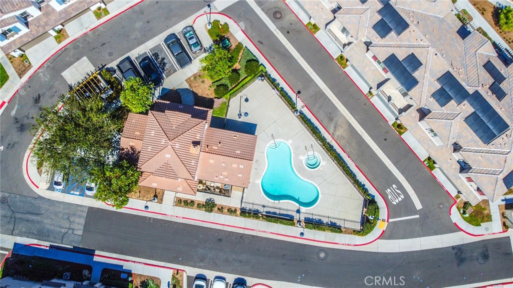 16006 Lasselle Street 6