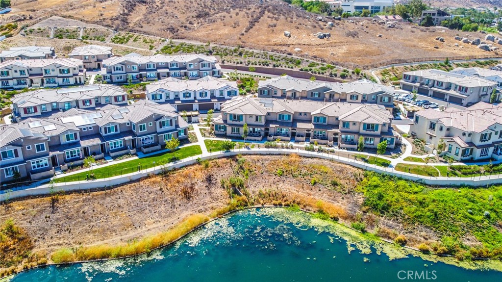 16006 Lasselle Street 6