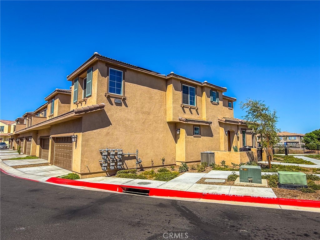 16006 Lasselle Street 6