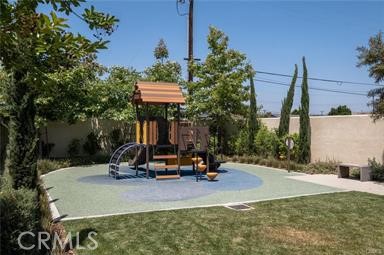 1950 N Bloom Drive Drive N