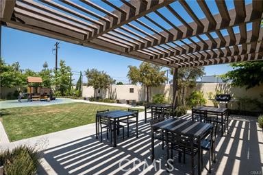 1950 N Bloom Drive Drive N