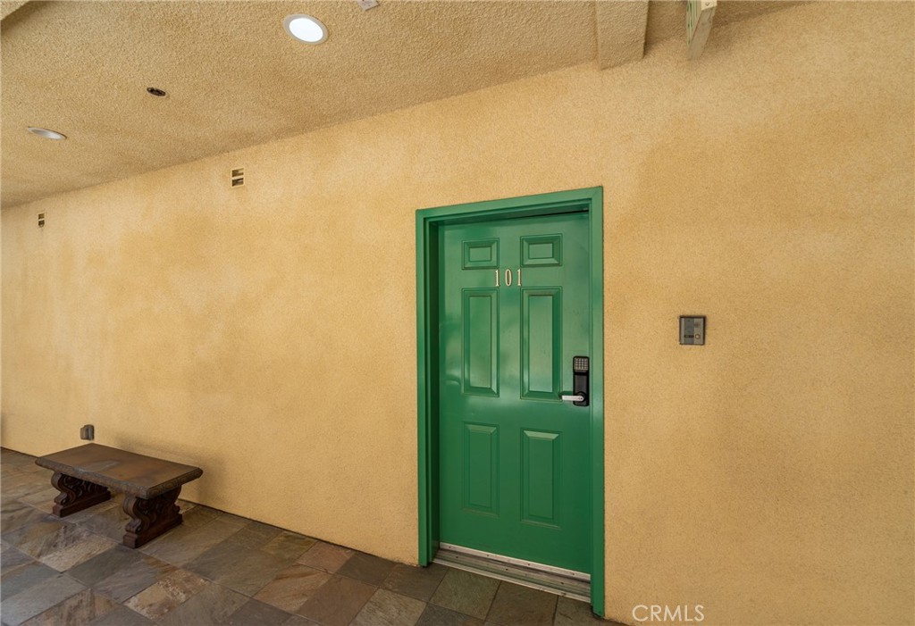 3061 W 12th Place 101