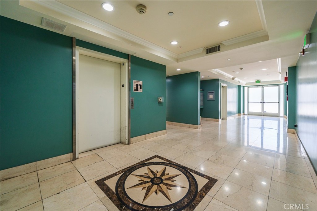 3061 W 12th Place 101