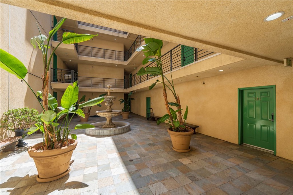 3061 W 12th Place 101