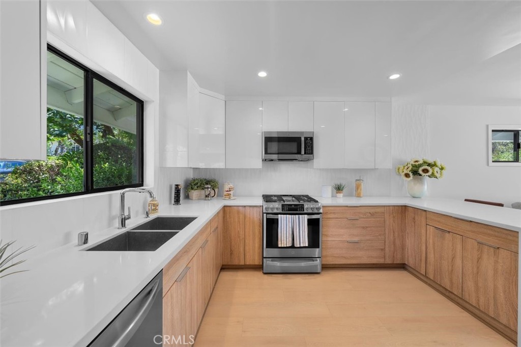 4515 Sugarhill Drive