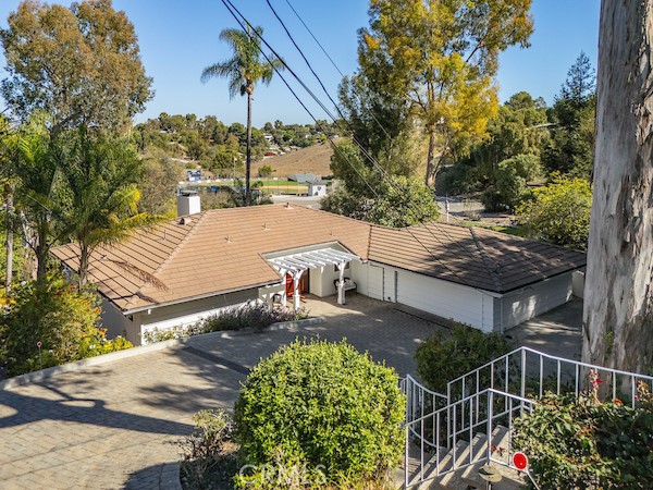 36 Pony Lane