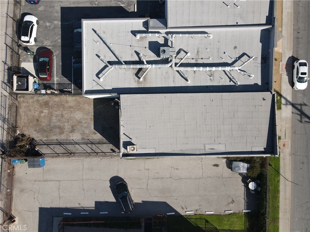 543 W Compton