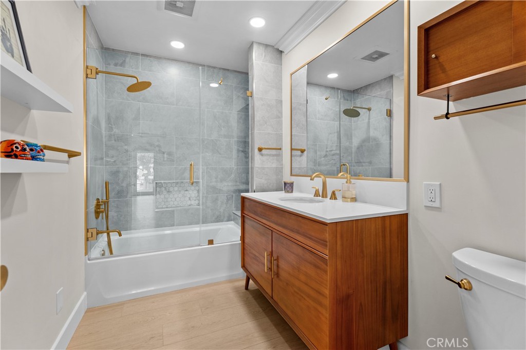 22631 Kathryn Avenue