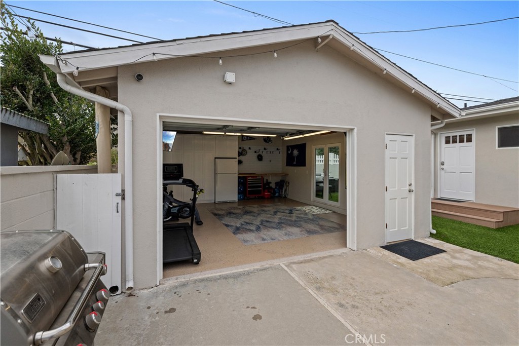 22631 Kathryn Avenue