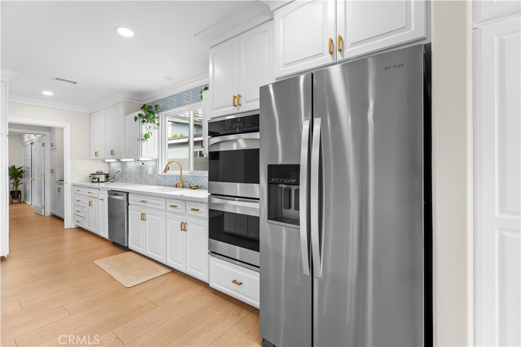 22631 Kathryn Avenue