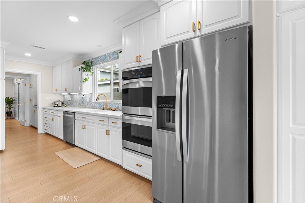 22631 Kathryn Avenue