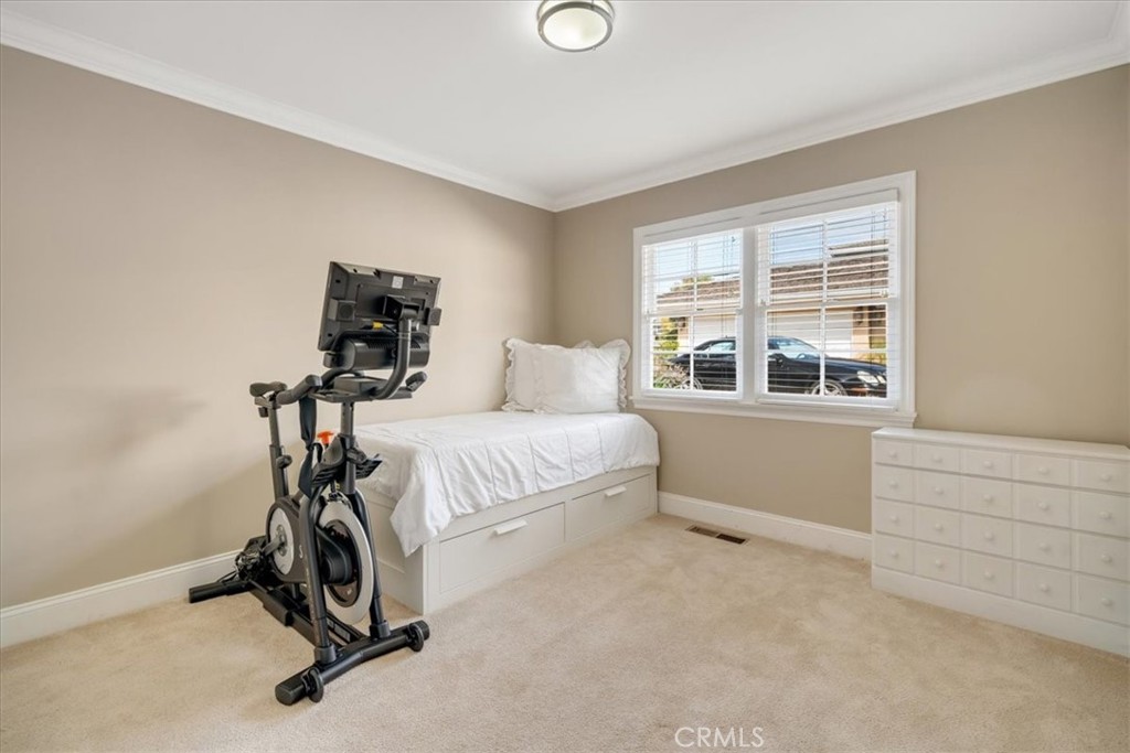 1517 Espinosa Circle