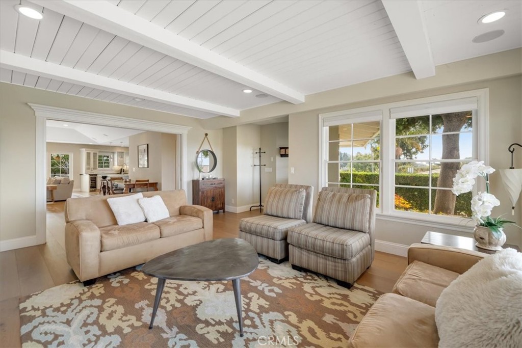 1517 Espinosa Circle